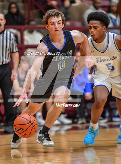 Thumbnail 3 in Hooks vs. Lipan (Holiday Hoops Tournament) photogallery.