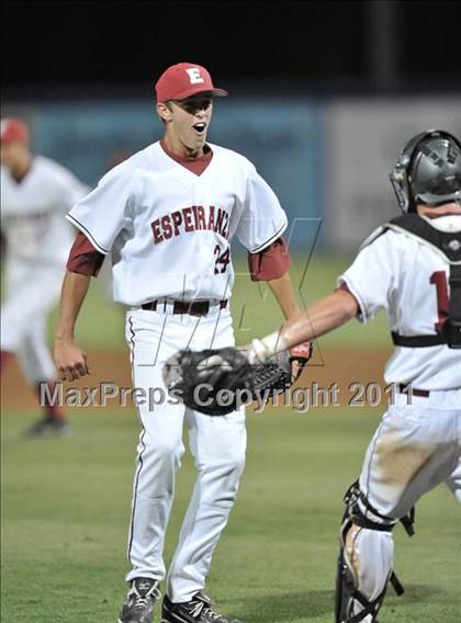 Thumbnail 2 in Esperanza vs. Woodrow Wilson (CIF SS D1 Semifinal) photogallery.