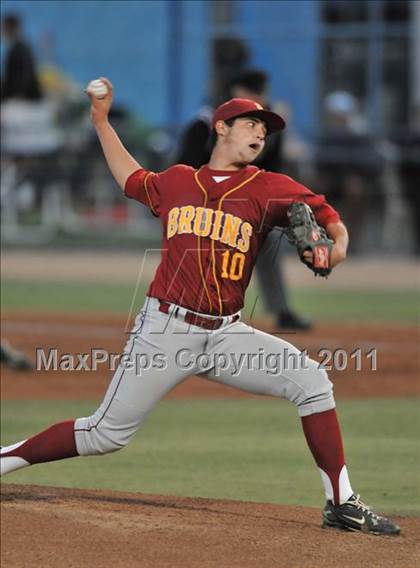 Thumbnail 1 in Esperanza vs. Woodrow Wilson (CIF SS D1 Semifinal) photogallery.