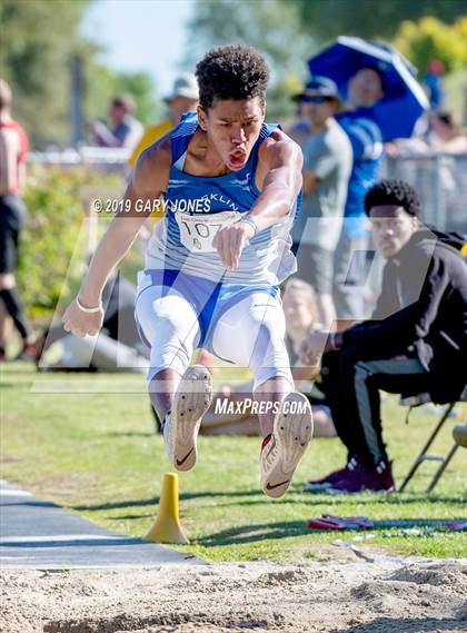 Thumbnail 2 in Del Oro Invitational photogallery.