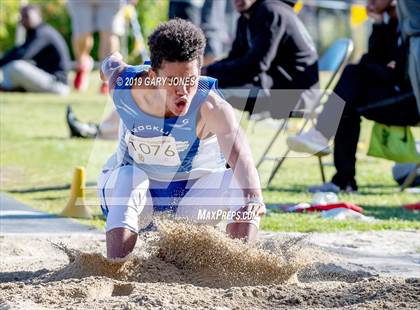 Thumbnail 1 in Del Oro Invitational photogallery.
