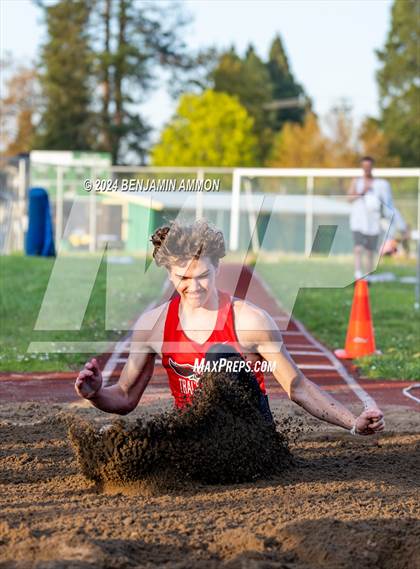 Thumbnail 1 in McKay High School Invitational photogallery.