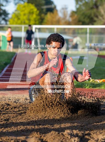 Thumbnail 3 in McKay High School Invitational photogallery.