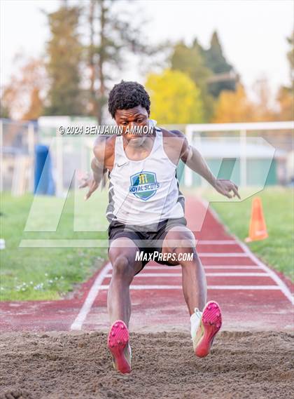 Thumbnail 2 in McKay High School Invitational photogallery.