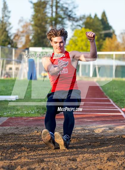 Thumbnail 3 in McKay High School Invitational photogallery.