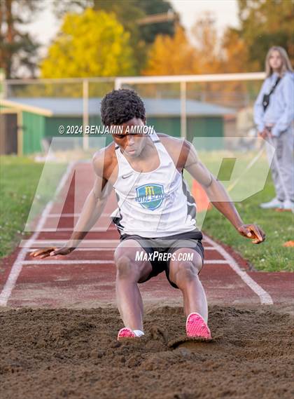 Thumbnail 3 in McKay High School Invitational photogallery.