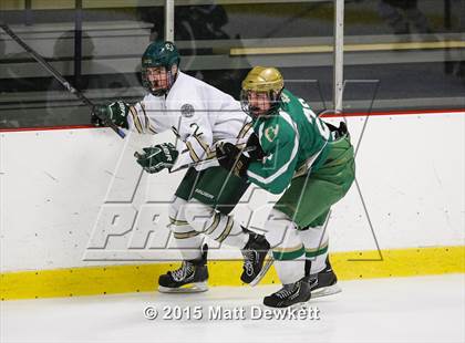 Thumbnail 2 in Notre Dame @ Bishop Hendricken photogallery.