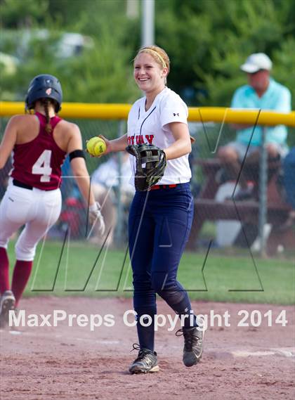 Thumbnail 3 in Solvay vs. Eden (NYSPHSAA Class B Final) photogallery.