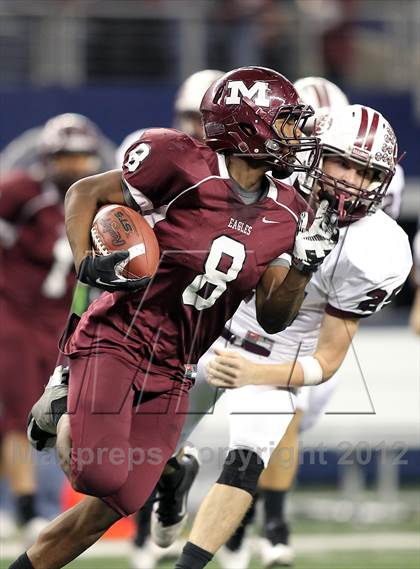 Thumbnail 2 in East Bernard vs. Mildred (UIL 2A Division 2 Final) photogallery.