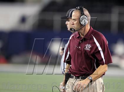 Thumbnail 1 in East Bernard vs. Mildred (UIL 2A Division 2 Final) photogallery.