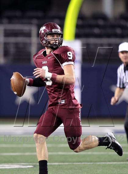 Thumbnail 1 in East Bernard vs. Mildred (UIL 2A Division 2 Final) photogallery.