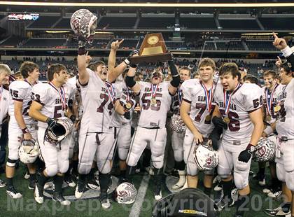 Thumbnail 2 in East Bernard vs. Mildred (UIL 2A Division 2 Final) photogallery.