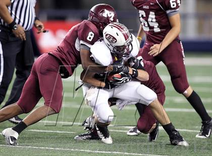Thumbnail 2 in East Bernard vs. Mildred (UIL 2A Division 2 Final) photogallery.
