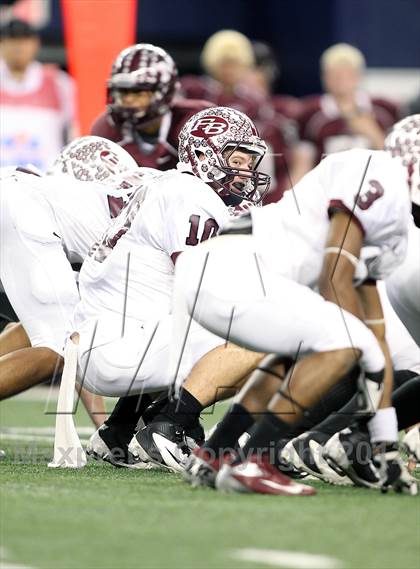 Thumbnail 2 in East Bernard vs. Mildred (UIL 2A Division 2 Final) photogallery.