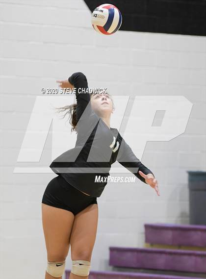 Thumbnail 1 in Sunnyslope @ Hamilton (AIA 6A Semifinal) photogallery.