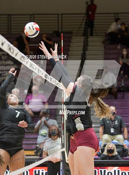 Thumbnail 1 in Sunnyslope @ Hamilton (AIA 6A Semifinal) photogallery.