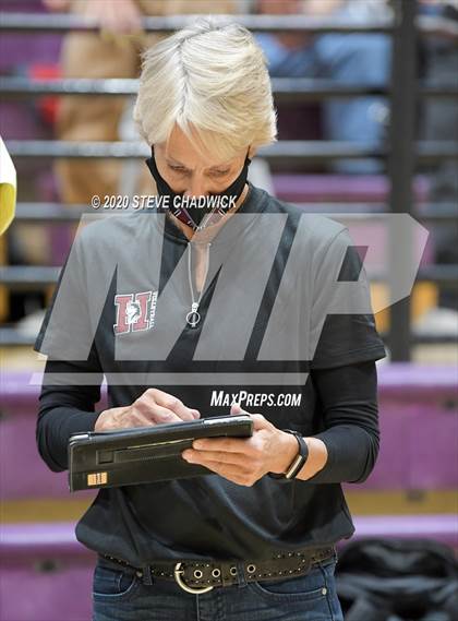 Thumbnail 2 in Sunnyslope @ Hamilton (AIA 6A Semifinal) photogallery.