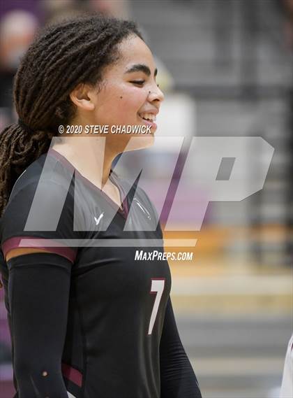 Thumbnail 1 in Sunnyslope @ Hamilton (AIA 6A Semifinal) photogallery.