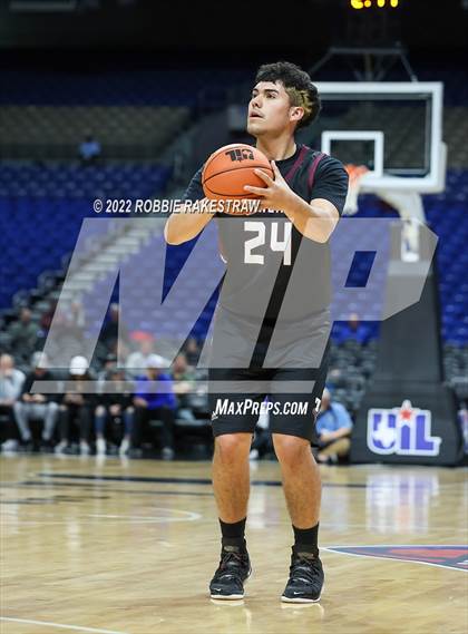 Thumbnail 1 in Graford vs. Texline (UIL 1A State Final) photogallery.