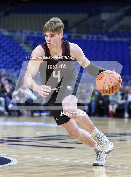 Thumbnail 3 in Graford vs. Texline (UIL 1A State Final) photogallery.