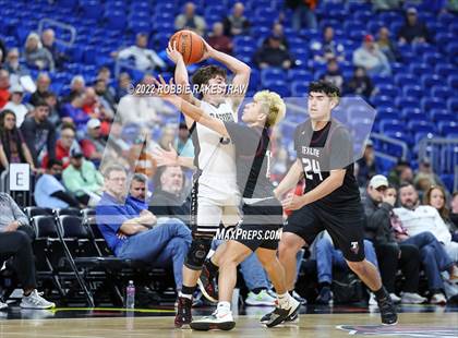 Thumbnail 1 in Graford vs. Texline (UIL 1A State Final) photogallery.