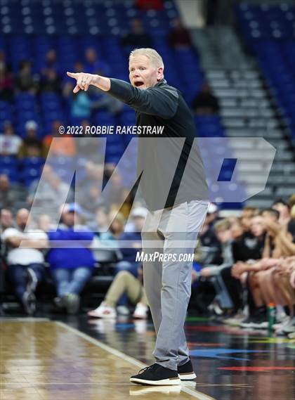 Thumbnail 1 in Graford vs. Texline (UIL 1A State Final) photogallery.