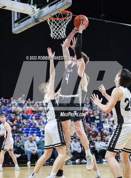 Thumbnail 1 in Graford vs. Texline (UIL 1A State Final) photogallery.