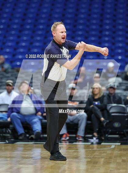 Thumbnail 1 in Graford vs. Texline (UIL 1A State Final) photogallery.
