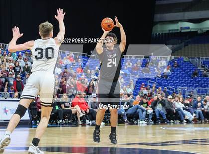 Thumbnail 2 in Graford vs. Texline (UIL 1A State Final) photogallery.