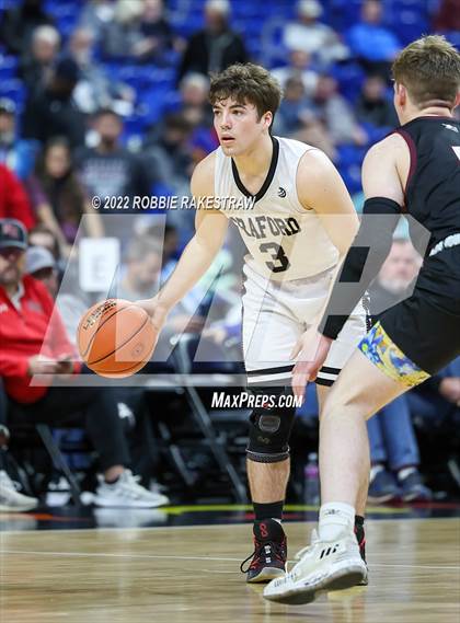 Thumbnail 1 in Graford vs. Texline (UIL 1A State Final) photogallery.
