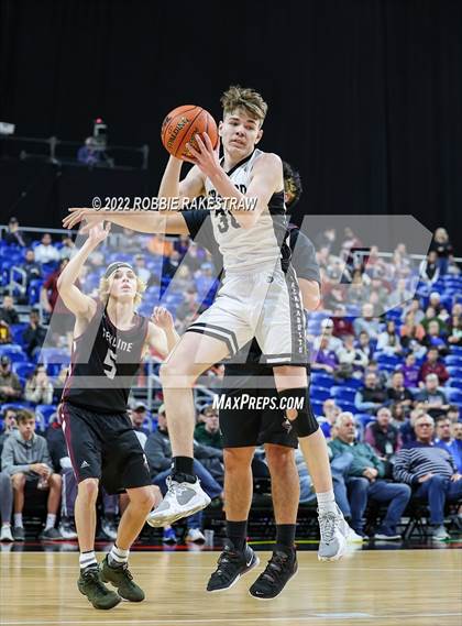Thumbnail 1 in Graford vs. Texline (UIL 1A State Final) photogallery.