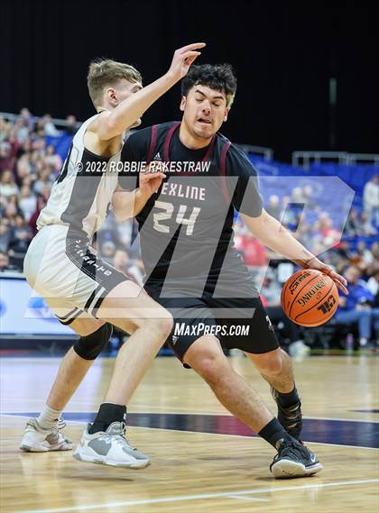 Thumbnail 2 in Graford vs. Texline (UIL 1A State Final) photogallery.