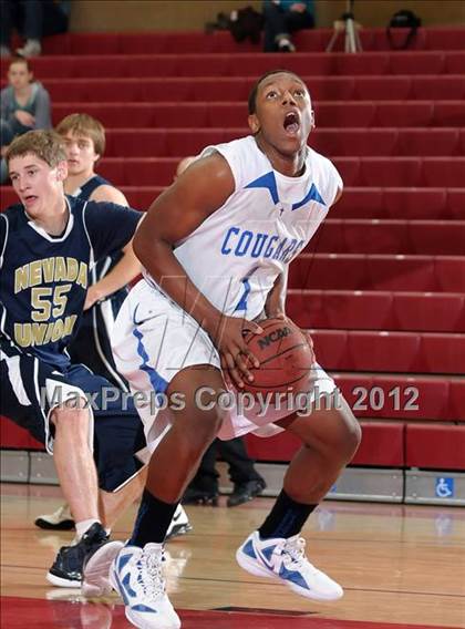 Thumbnail 1 in Nevada Union vs. Capital Christian (Common Good Classic) photogallery.