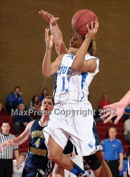 Thumbnail 3 in Nevada Union vs. Capital Christian (Common Good Classic) photogallery.