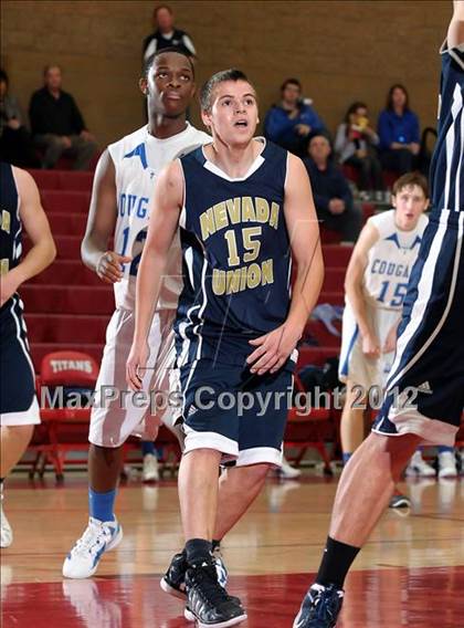 Thumbnail 1 in Nevada Union vs. Capital Christian (Common Good Classic) photogallery.