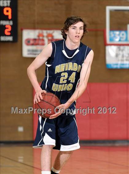 Thumbnail 3 in Nevada Union vs. Capital Christian (Common Good Classic) photogallery.