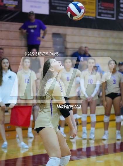 Thumbnail 2 in Notre Dame Prep vs. Red Mountain photogallery.