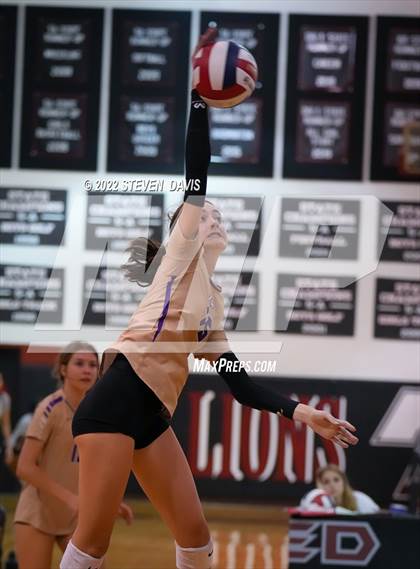 Thumbnail 1 in Notre Dame Prep vs. Red Mountain photogallery.