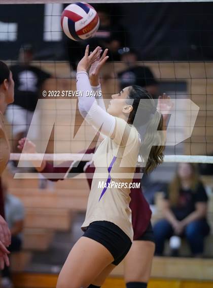 Thumbnail 3 in Notre Dame Prep vs. Red Mountain photogallery.