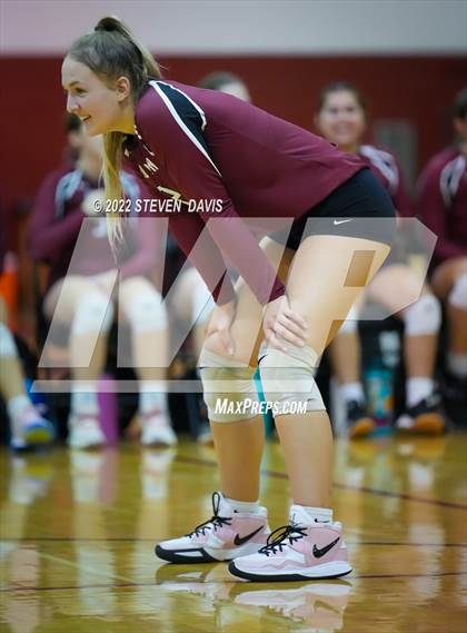 Thumbnail 2 in Notre Dame Prep vs. Red Mountain photogallery.