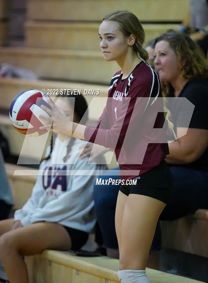 Thumbnail 3 in Notre Dame Prep vs. Red Mountain photogallery.