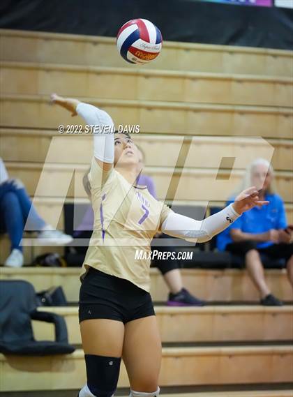 Thumbnail 2 in Notre Dame Prep vs. Red Mountain photogallery.