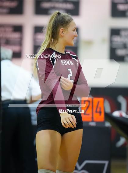 Thumbnail 3 in Notre Dame Prep vs. Red Mountain photogallery.