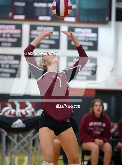 Thumbnail 3 in Notre Dame Prep vs. Red Mountain photogallery.