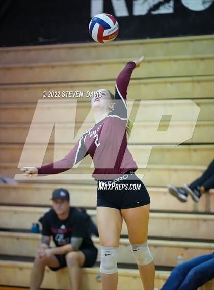 Thumbnail 2 in Notre Dame Prep vs. Red Mountain photogallery.