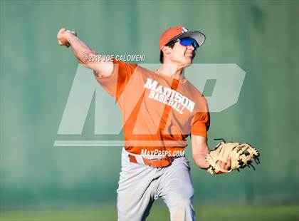 Thumbnail 1 in Lee [Robert E.] vs Madison photogallery.