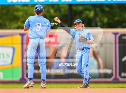 Thumbnail 1 in Springboro vs. Olentangy (OHSAA Division 1 Final) photogallery.