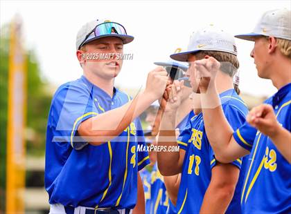 Thumbnail 2 in Springboro vs. Olentangy (OHSAA Division 1 Final) photogallery.