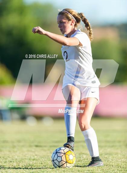 Thumbnail 3 in David Crockett @ Dobyns-Bennett photogallery.