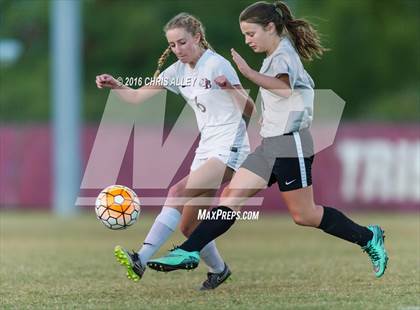 Thumbnail 1 in David Crockett @ Dobyns-Bennett photogallery.